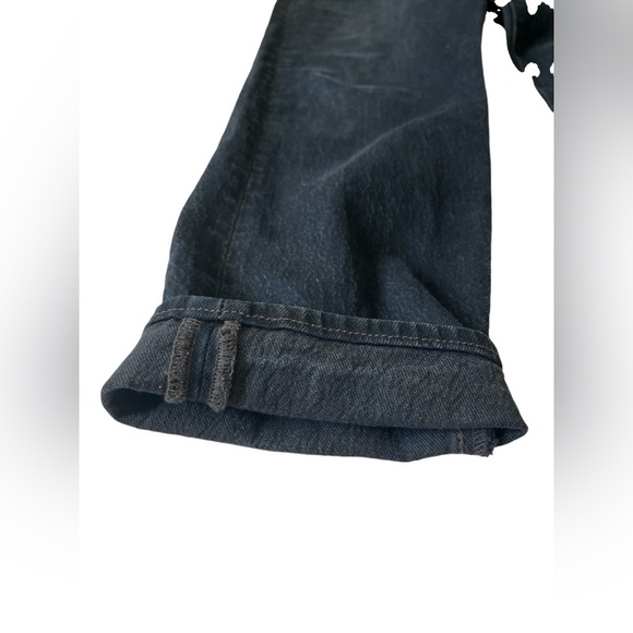 Levi's Premium Wedgie Fit Button
Fly Jean Black size 31 BIG E!!! - Picture 6 of 16